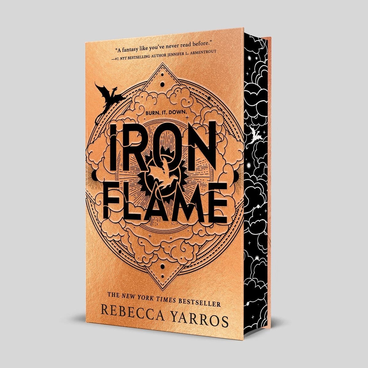 Iron Flame de Rebecca Yarros : Le Retour Tant Attendu de la Saga Empyrean