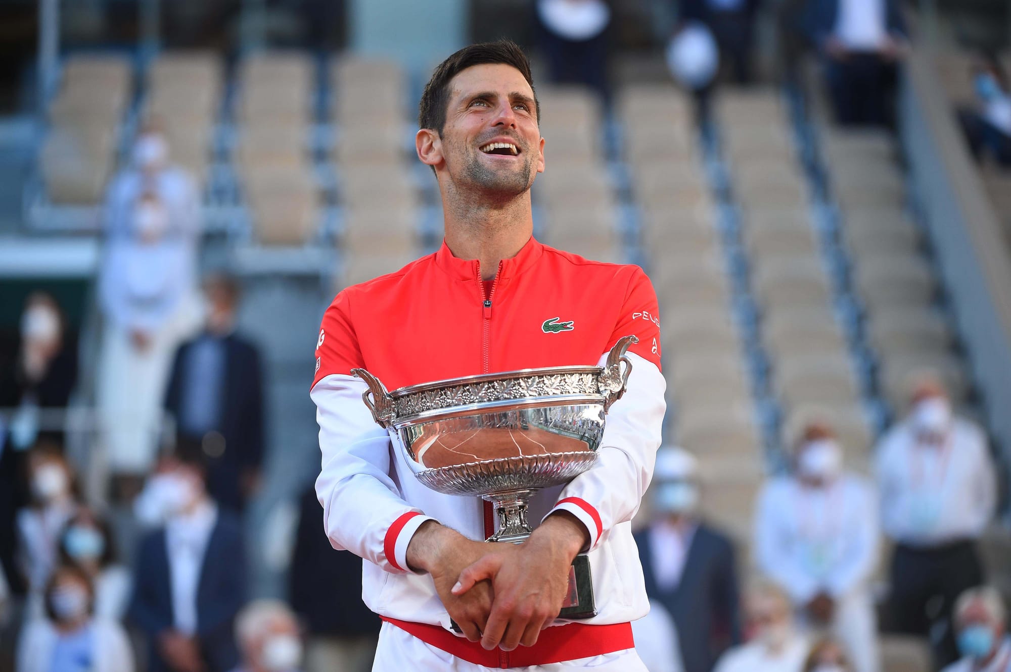 Quand la Nuit de Roland-Garros Ne Fait Pas de Cadeaux : Djokovic et Musetti Établissent un Nouveau Record