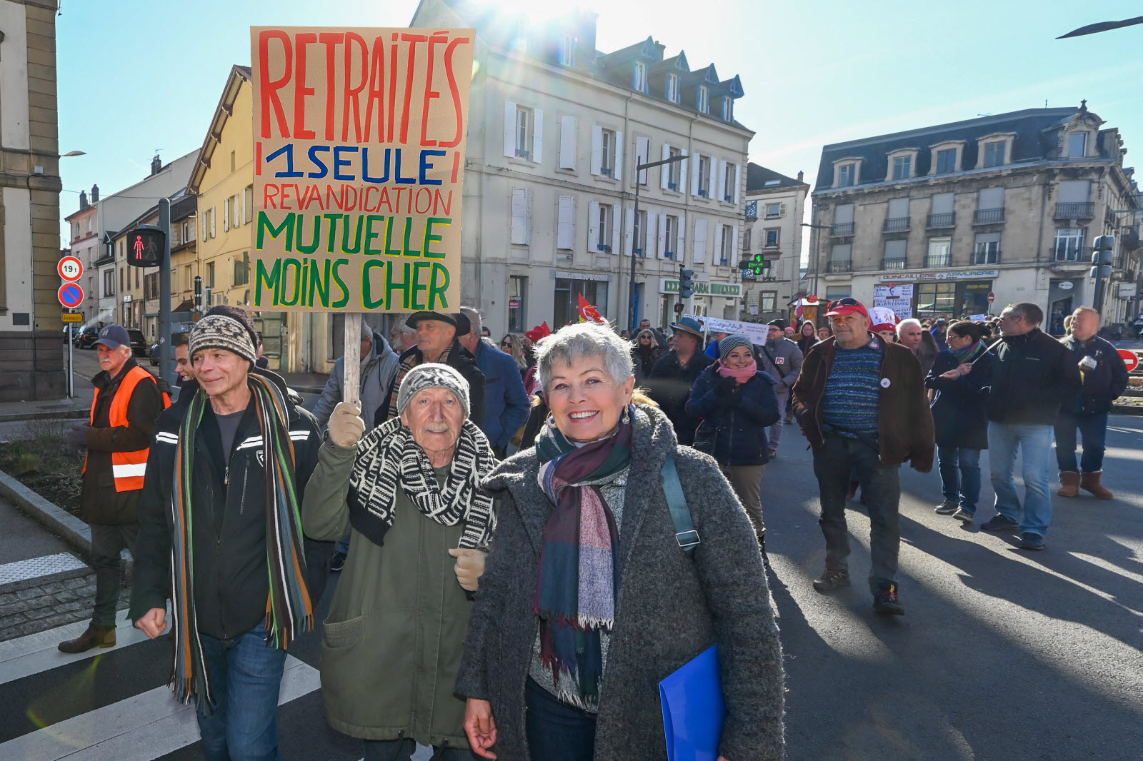 Des milliers de retraités ont agi pour combattre l'augmentation des prix des mutuelles !